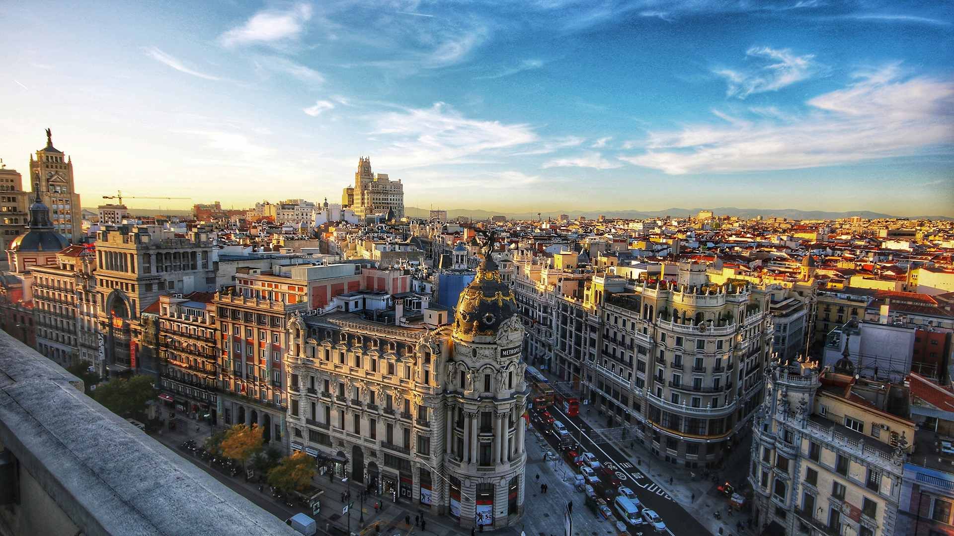 A Madrid terrace in October in late afternoon sun — the best time to visit Madrid
