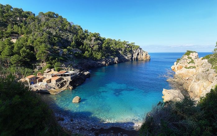A cove on Mallorca’s north coast in September with the sea still warm